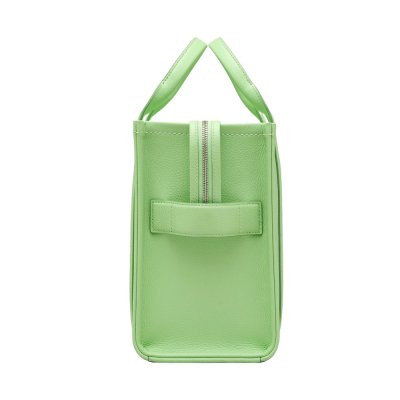 THE LEATHER MEDIUM TOTE BAG